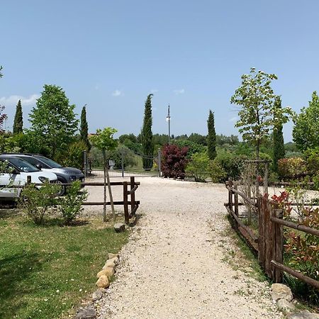 Country House - La Casetta Nel Borgo 산베난초 외부 사진