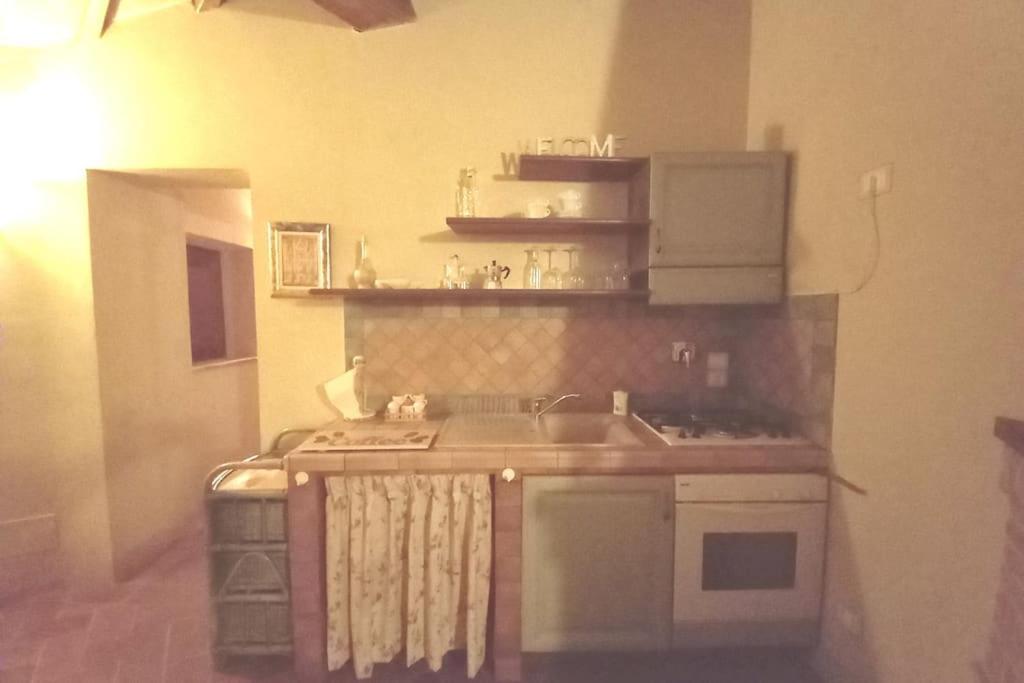 Country House - La Casetta Nel Borgo 산베난초 외부 사진